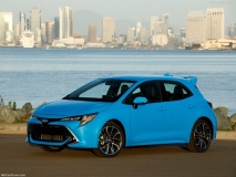 Toyota-Corolla_Hatchback-2019-1024-03