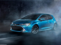 Toyota-Corolla_Hatchback-2019-1024-06