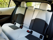 Toyota-Corolla_Hatchback-2019-1024-39