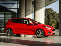 Ford-Fiesta-2017-1024-0a