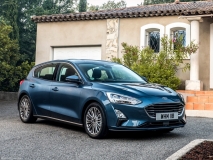 Ford-Focus-2019-1024-03
