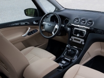 Ford-Galaxy_mp8_pic_69958