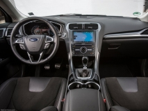 Ford-Mondeo-2015-1024-3d