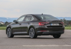 HUUNSkoda-Superb-2020-1024-131